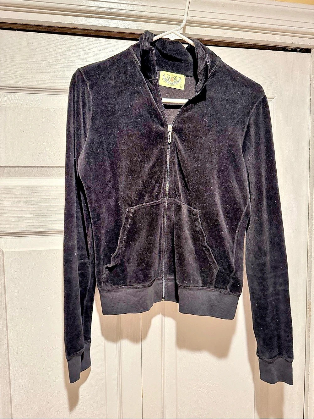 Vintage Juicy Couture Black Velour Track Jacket in Black Large